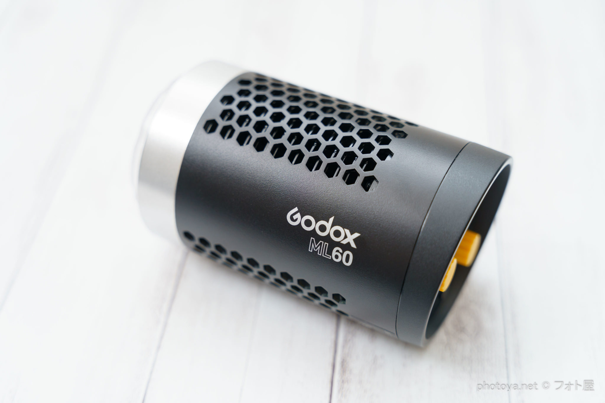 GodoxのML60が超小型の60W大光量LEDライトな上に超静かで使いやすいぞ 